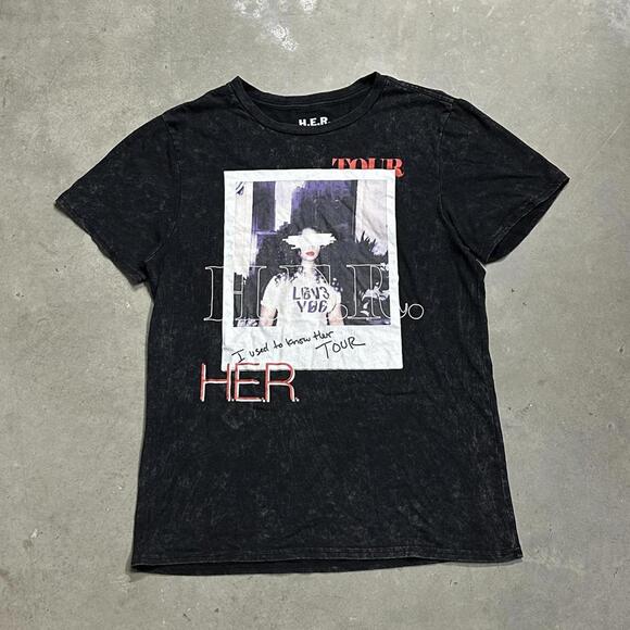 H.E.R “I used to Know Her” TOUR TEE - Picture 1 of 3